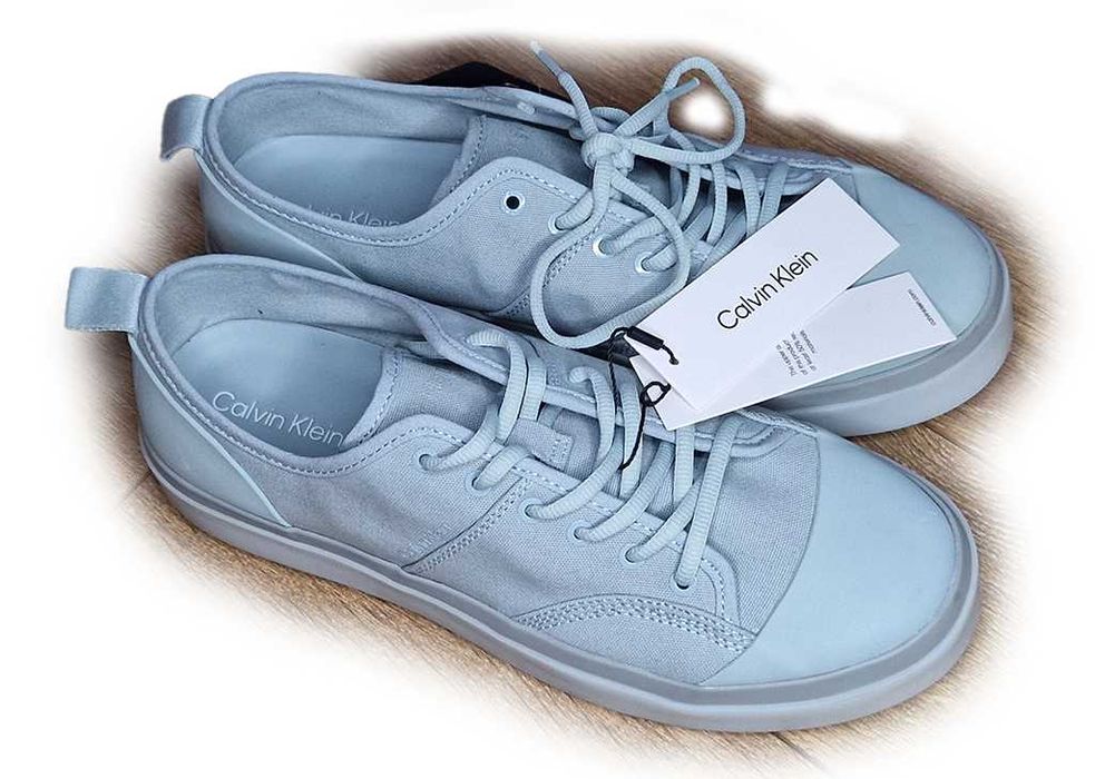 Calvin Klein кецове, чисто нови, номер EU 42