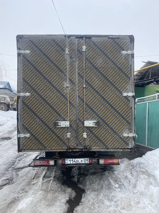 Продам мерседес609 Д тентованный