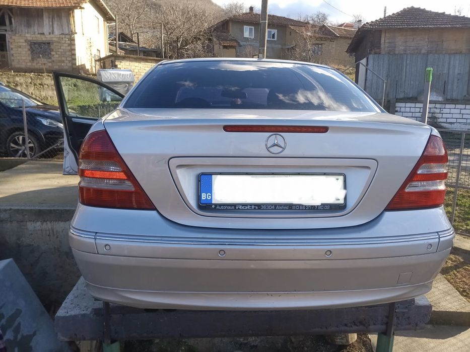 Mercedes-Benz W203 C320 CDI  224 к.с. 2006 г. Авангард на части
