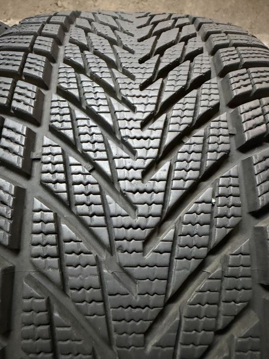 225/40/18 GoodYear 2бр дот23