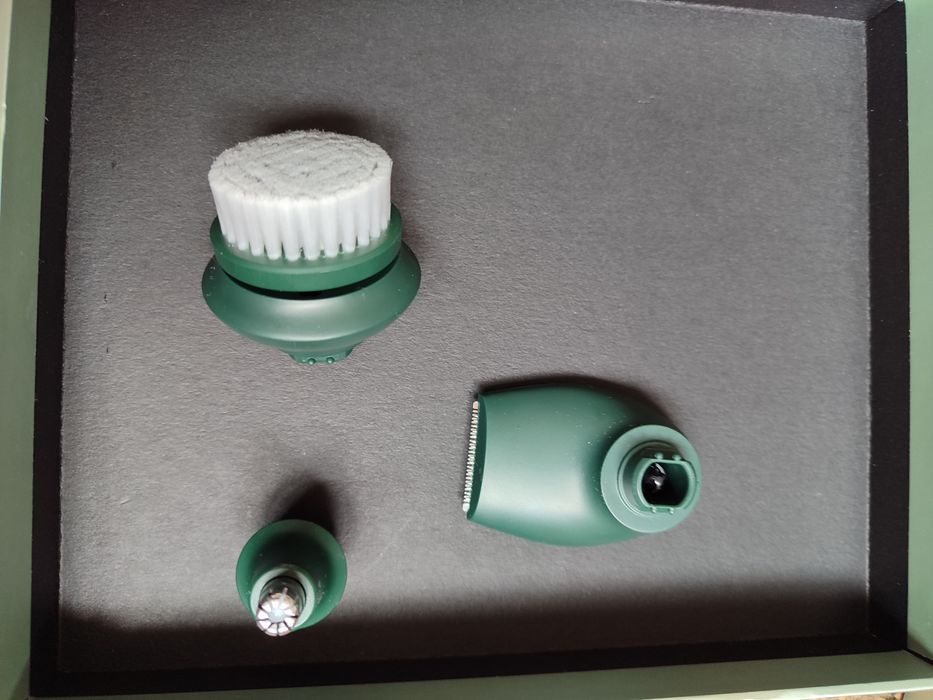 Продам электрическую бритву