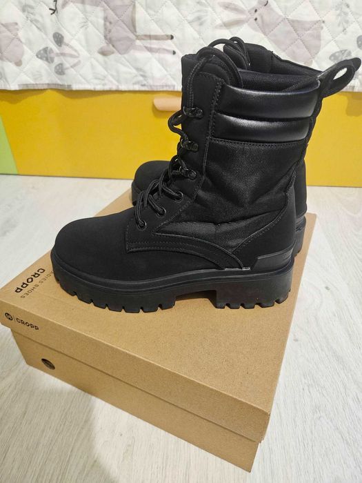 Дамски боти от Cropp