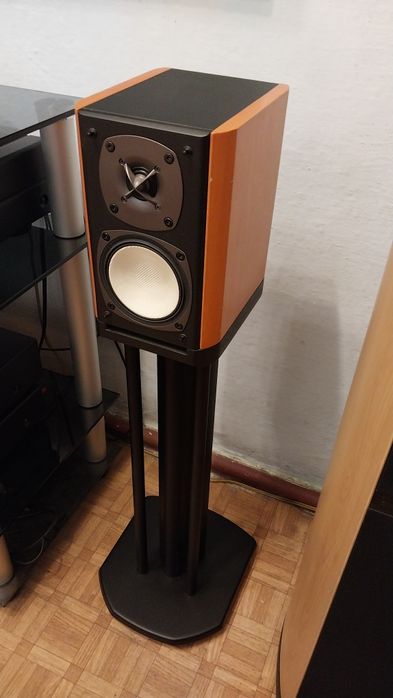 Onkyo D-112E Hi-Fi акустическая система
