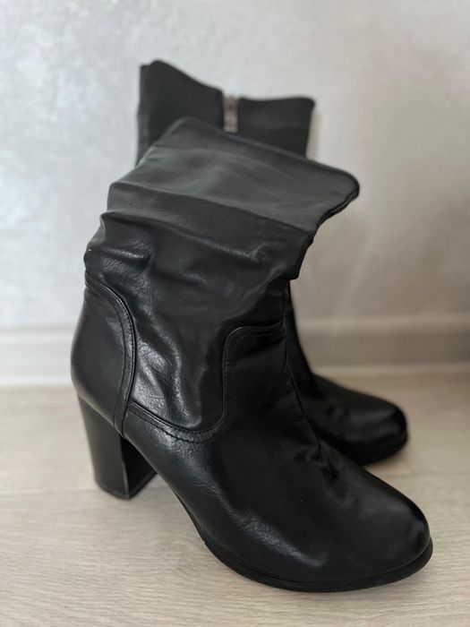 Срочно продам куртка,сапоги,туфли