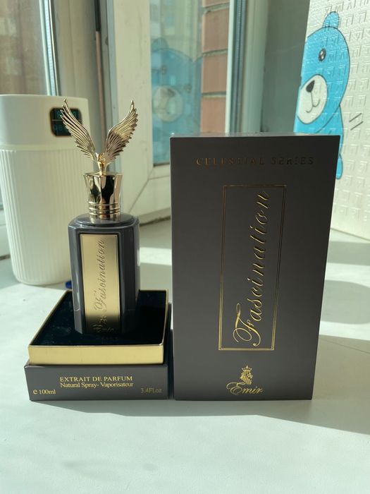 Fascination by Paris Corner (Emir line)