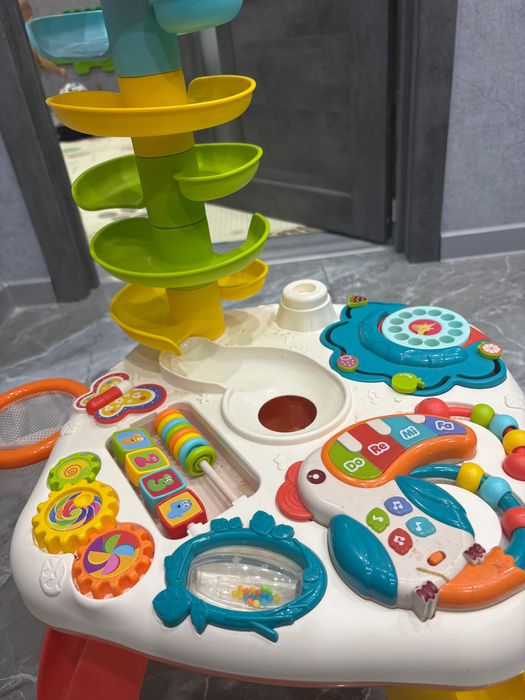 Продам детский игровой столик