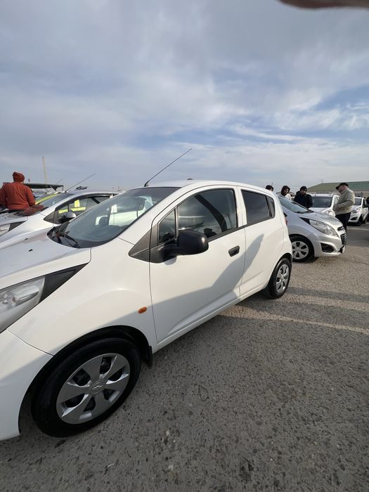 Chevrolet Spark oq 2012
