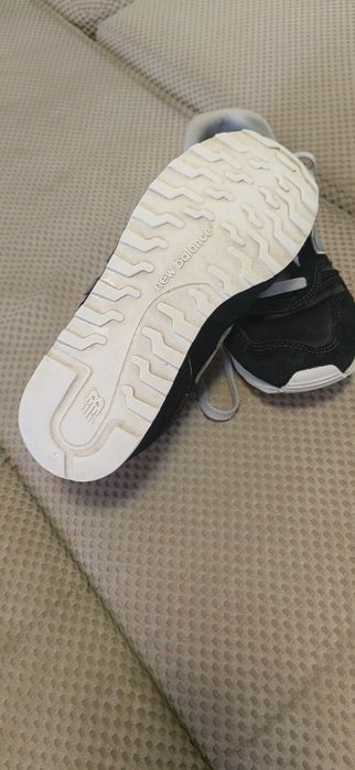 New balance  39.