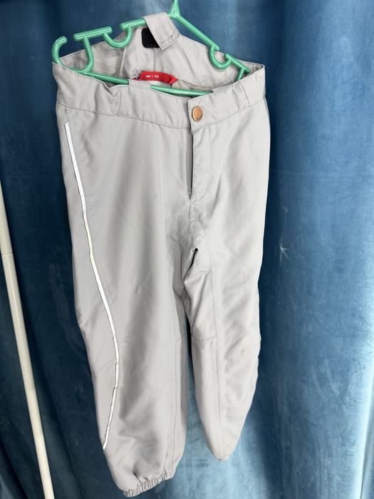 Пакет дестких вещей с куртками