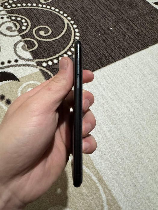 Продам Айфон 7 128 гб