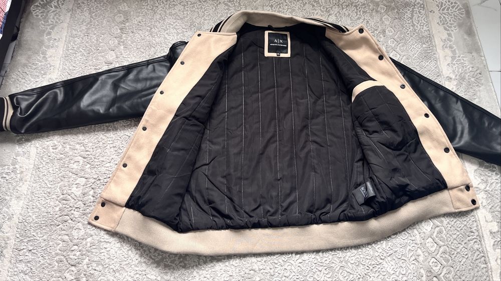 Бомбер Armani Exchange