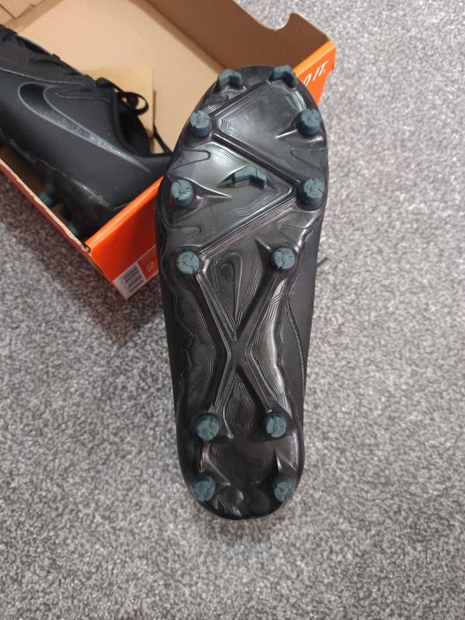 Nike JR Phantom GX 2 Academy FG/MG 33,5 номер