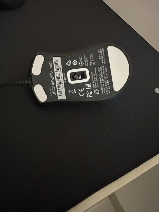 Мишка Razer Deathadder V2 mini + механична клавиатура Yeeso