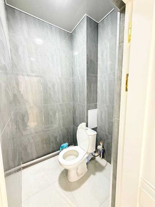 V4975 ПРОДАЕТСЯ 2/1/11 НОВОСТРОЙКА  на: Юнусабад круг квартал-8