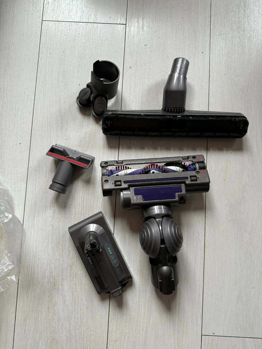 Dyson -приставки и батерия