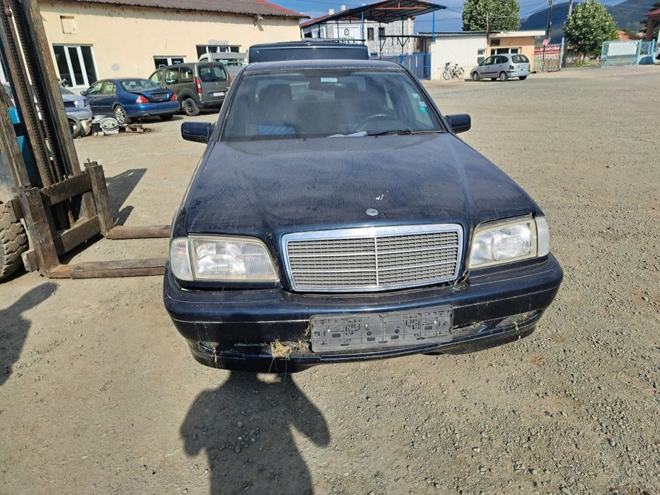 Мерцедес С 200 на части !