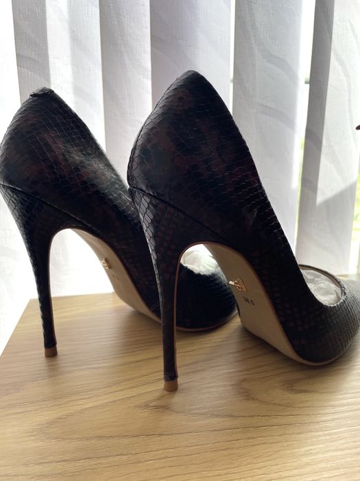 Eva Longoria токчета / дамски обувки