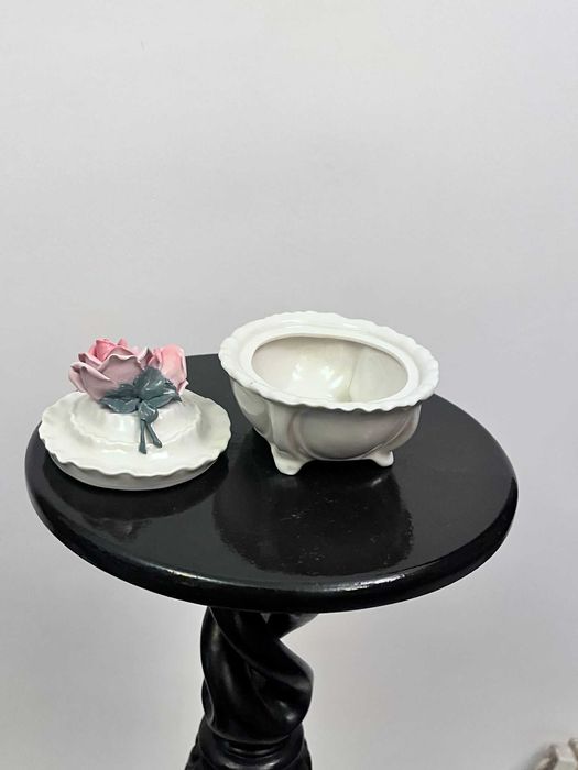 Caseta bomboniera portelan bibelou bibelouri KARL ENS w germania