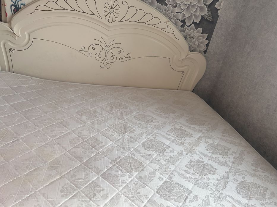 Спалный кроват сатылады  арзан бағаға