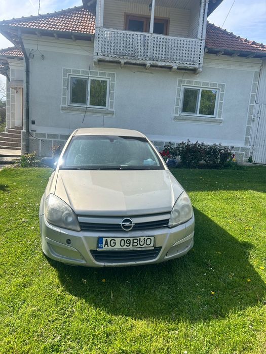 Vand Opel Astra Hatchback