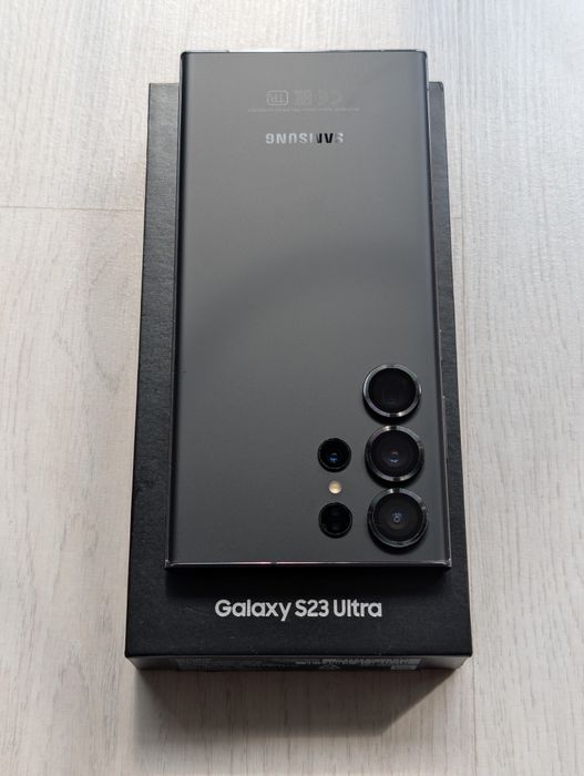 Samsung S23 Ultra 512 gb Ram 12 5G EAC