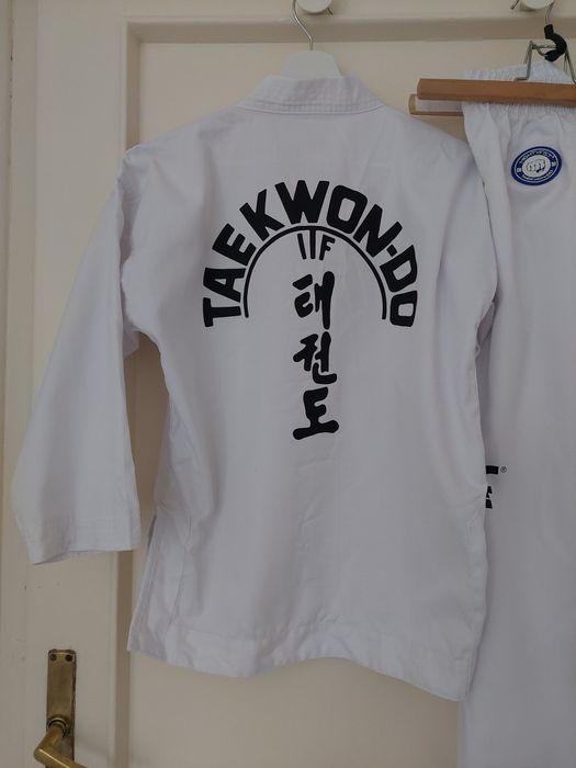 Екип ДОБОК за Таекуондо 140см