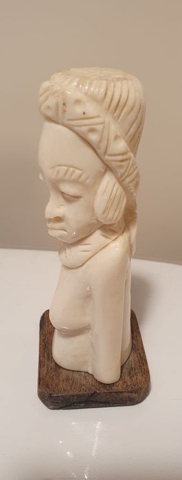 Statuetă bust african de femeie, sculptură  cu soclu din lemn