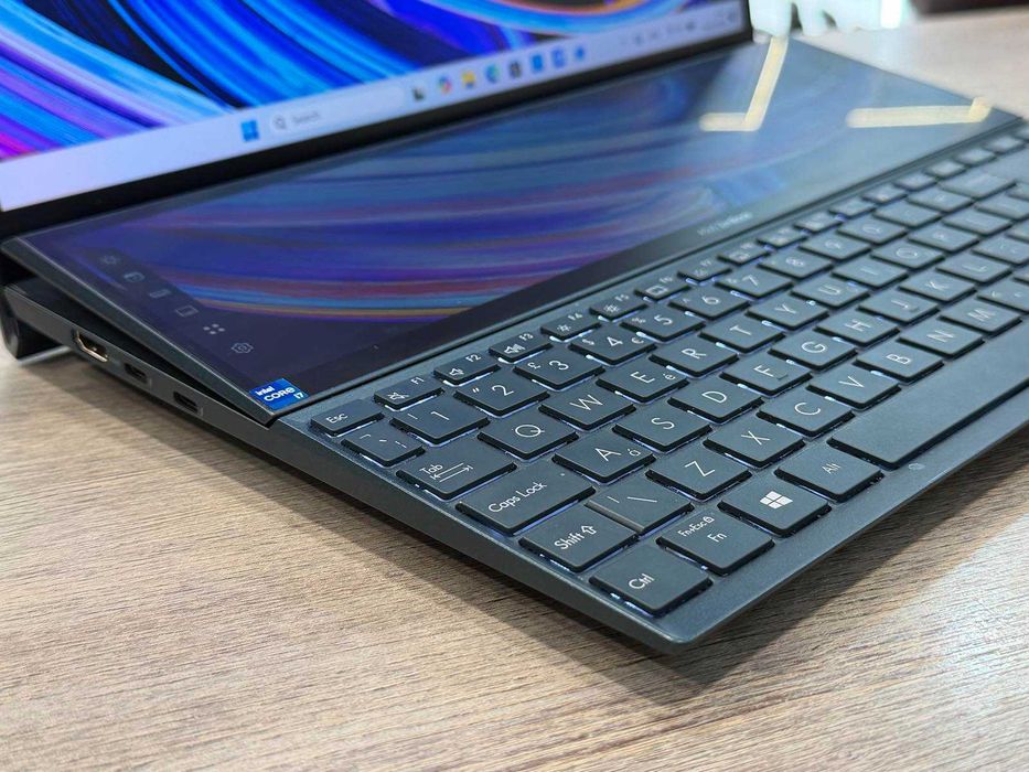 ASUS ZenBook Duo 14 UX482EG