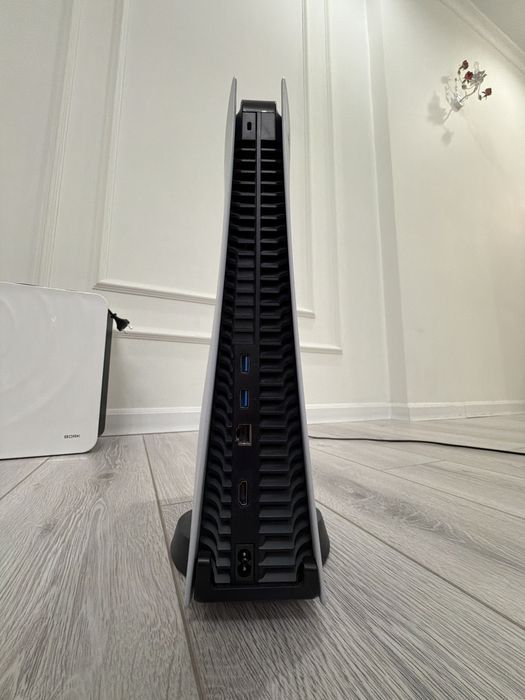 PlayStation пять