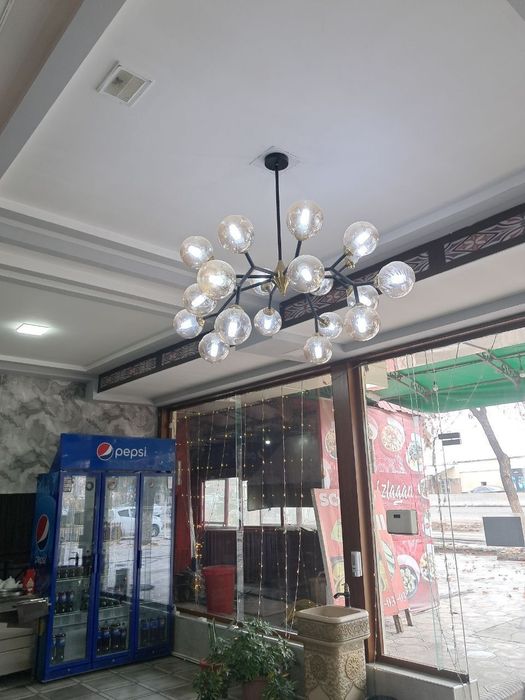 Люстра срочна сотилади