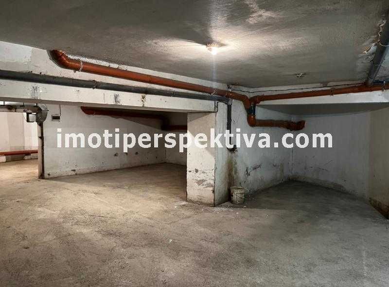 Продава се Гараж / Паркомясто в Пловдив, Кючук Париж - 150 кв.м за 443 €/кв.м - Снимка #4
