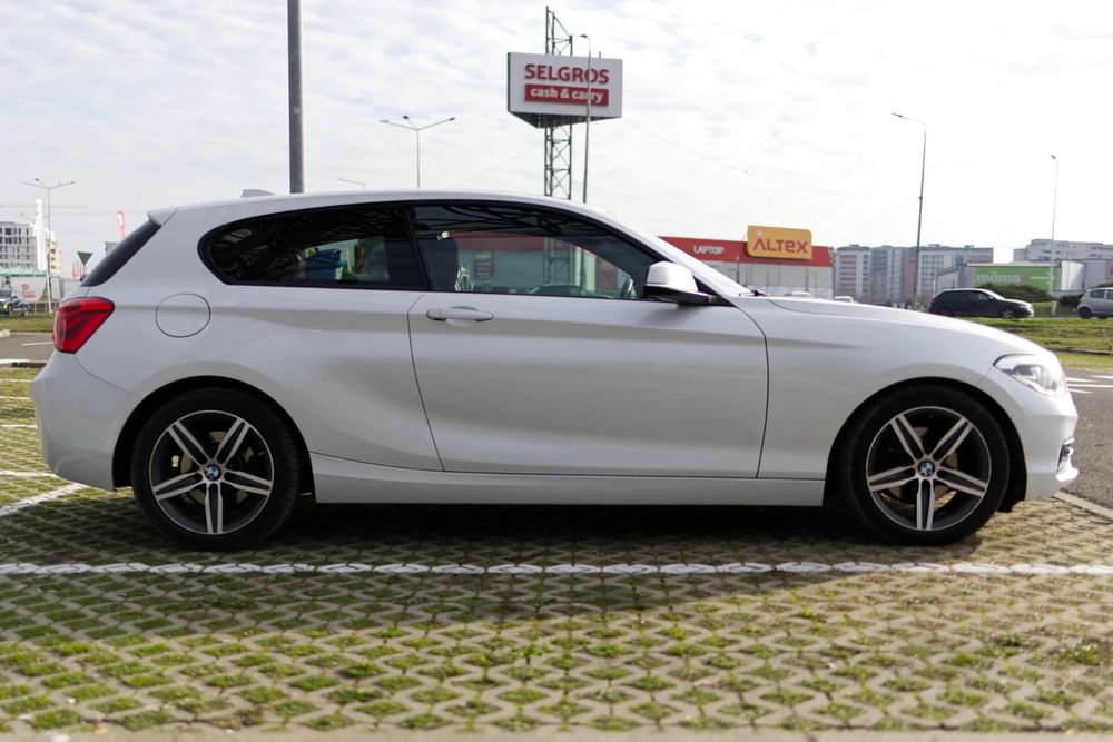 BMW Seria 1 120d LCI, 2L Diesel, 190 CP, cutie automata, Sport Line Shadow!
