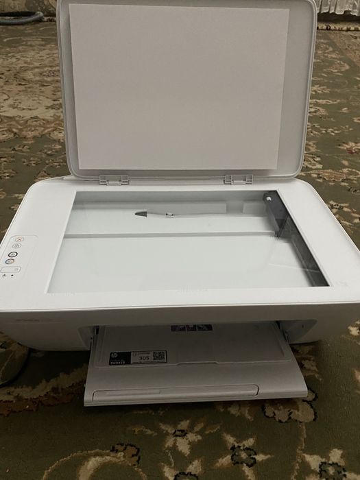 HP DeskJet 2320 Принтер