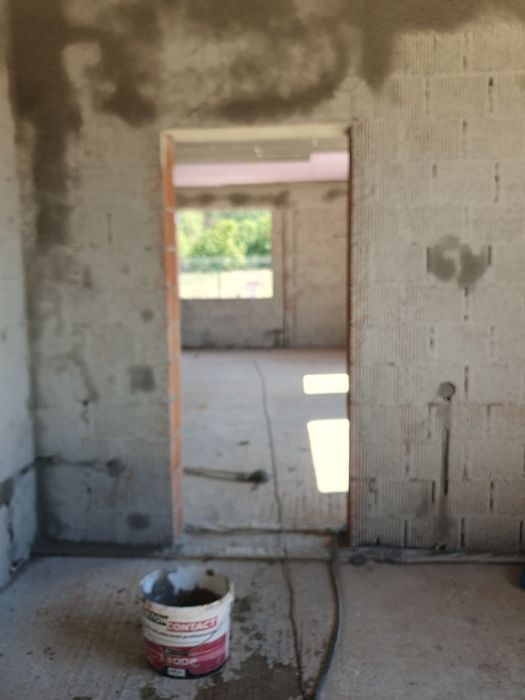 Tencuiala mecanizata