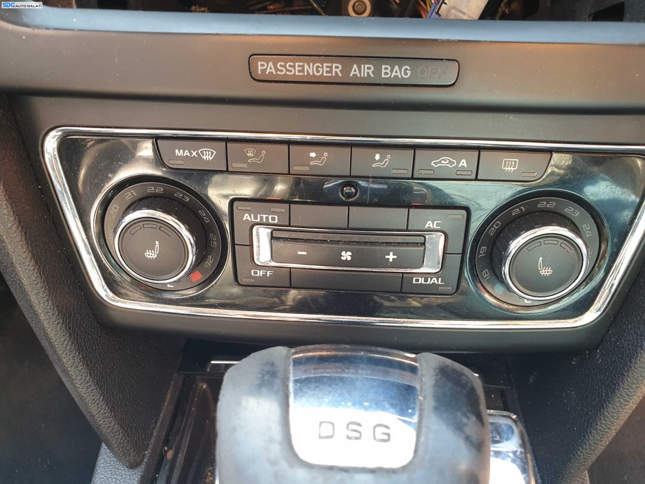 Panou Unitate Comanda AC Aer Conditionat Clima Climatronic cu Incalzire in Scaune Skoda Superb 2 2008 - 2015 [K0061]