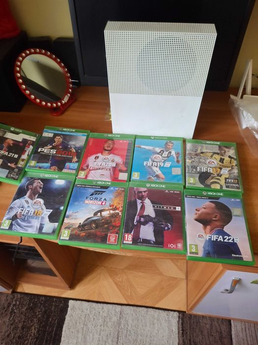 Consola jocuri Xbox one + kit volan