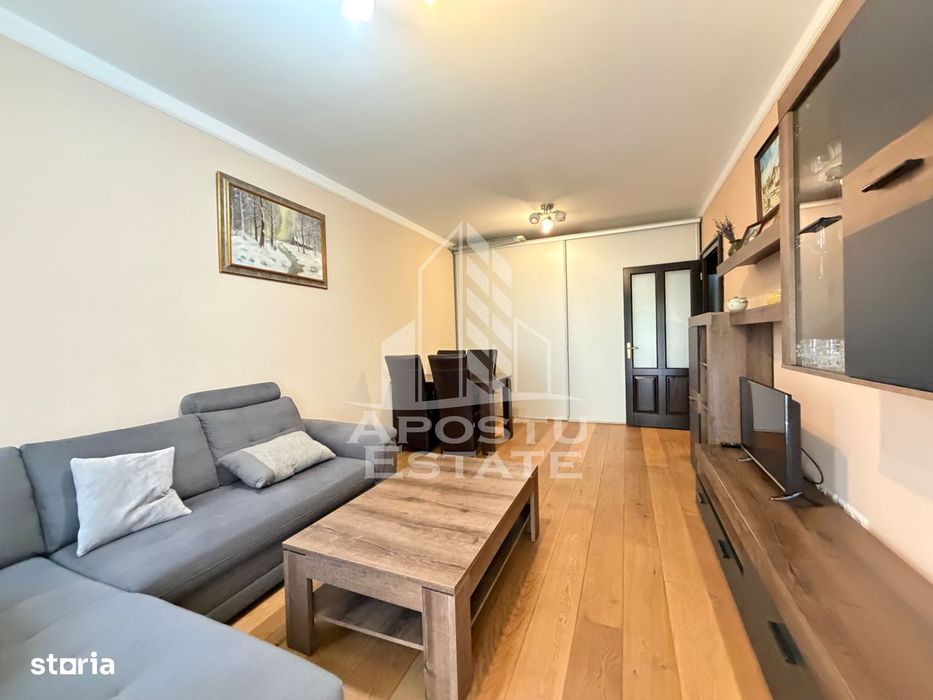 Apartament cu 2 camere, la parter, loc de parcare, in Mehala — fotografia 1