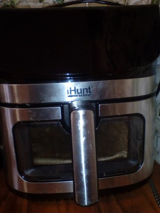 Air Fryer / Friteuză cu aer cald
