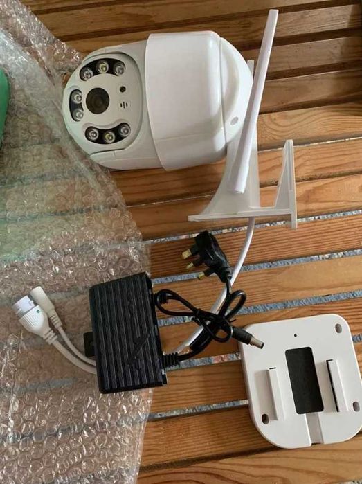 Водоустойчива Камера за Външен Монтаж с 2 антени Смарт WiFi Камера