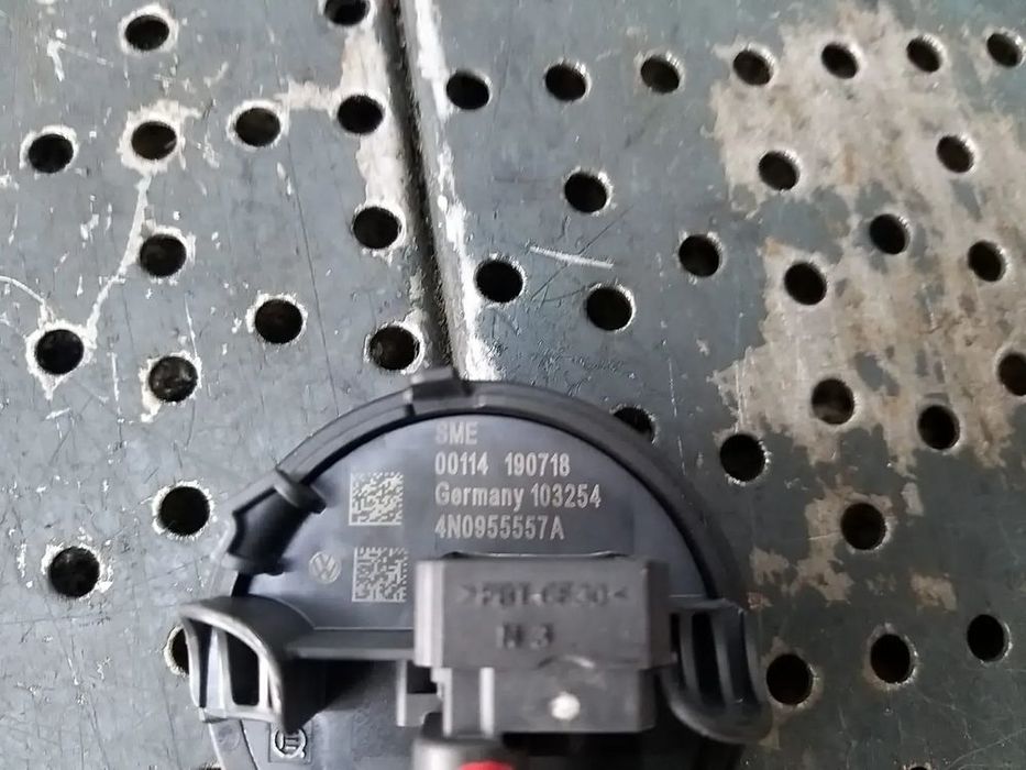 Senzor impact audi a6 c8 4k 4n0955557a