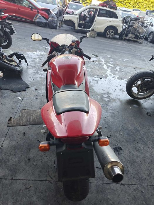 Триумф дайтона (Triumph Street Triple 660i-955i,Daytona 955i,Boneville 900T) на части