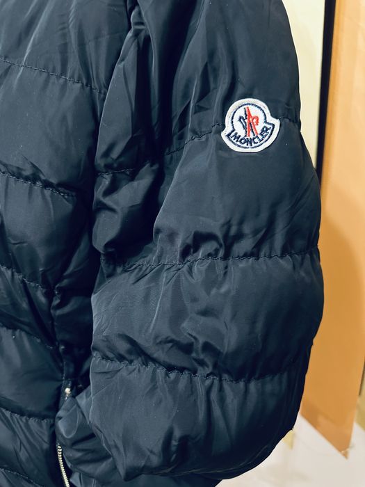 Geaca Moncler groasa de iarna