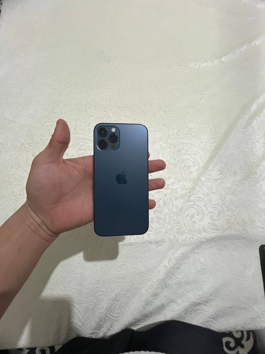 iphone 12 pro yaxshi holatda