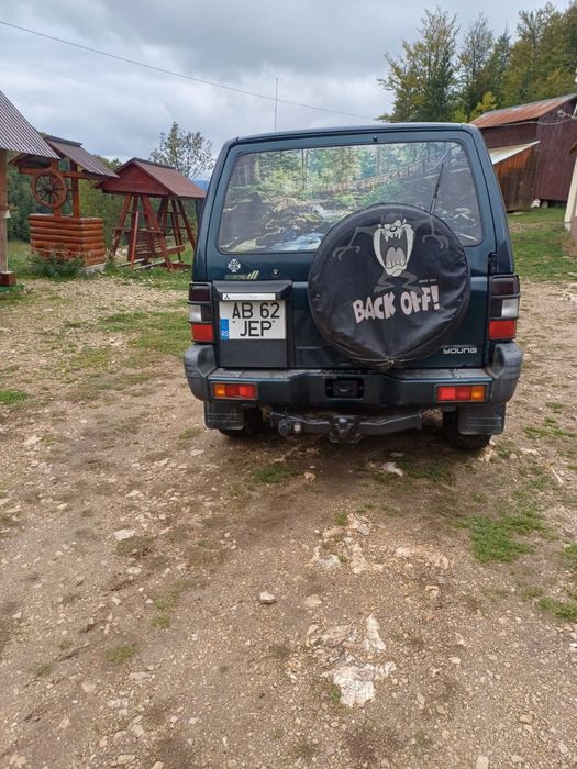 Mitsubishi Pajero de vanzare, motor 2.5 diesel, 4x4