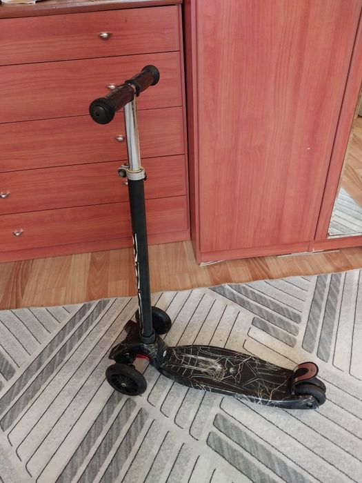 Продам самокат для мальчика