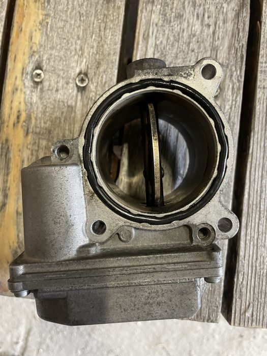 Дросел клапа audi A4 3TDI B7 2004/2007