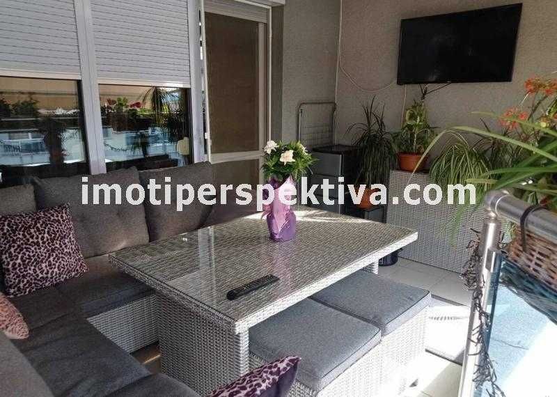 Продава се Тристаен апартамент в Пловдив, Христо Смирненски - 128 кв.м за 1438 €/кв.м - Снимка #13