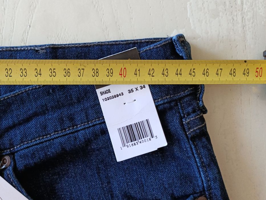 Продам джинсы Lee