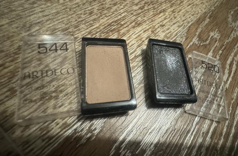 Продам тени Artdeco