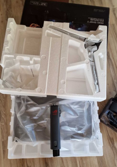 Монитор Asus Swift PG32UQ ЗА ЧАСТИ